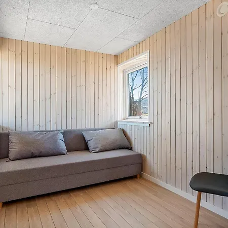 Renoviertes Strandhaus In Einzigartiger Lage Ferienhaus
